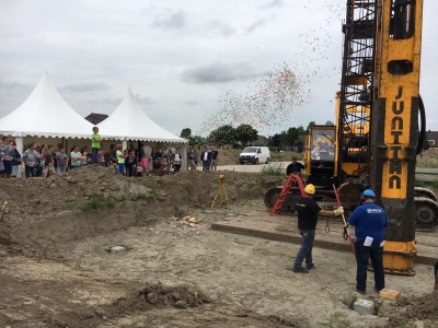 Bubbels en verse friet voor fase Oostvleugel - 